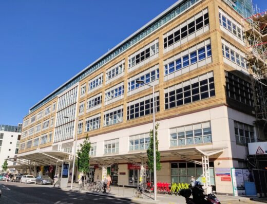 Aurora Private Hospital